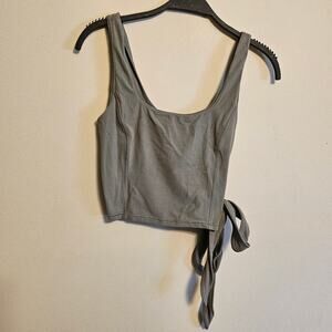 Lululemon Get Centred Crop Tank Grey Sage Size 6 Gummy Logo